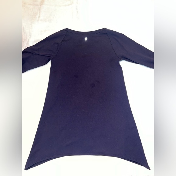 ivivva by Lululemon Girls 12 Tunic Top – Geometric Heart - Picture 3 of 5